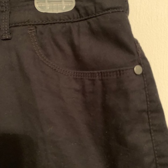 Croft & Barrow Black Skort - Picture 2 of 3